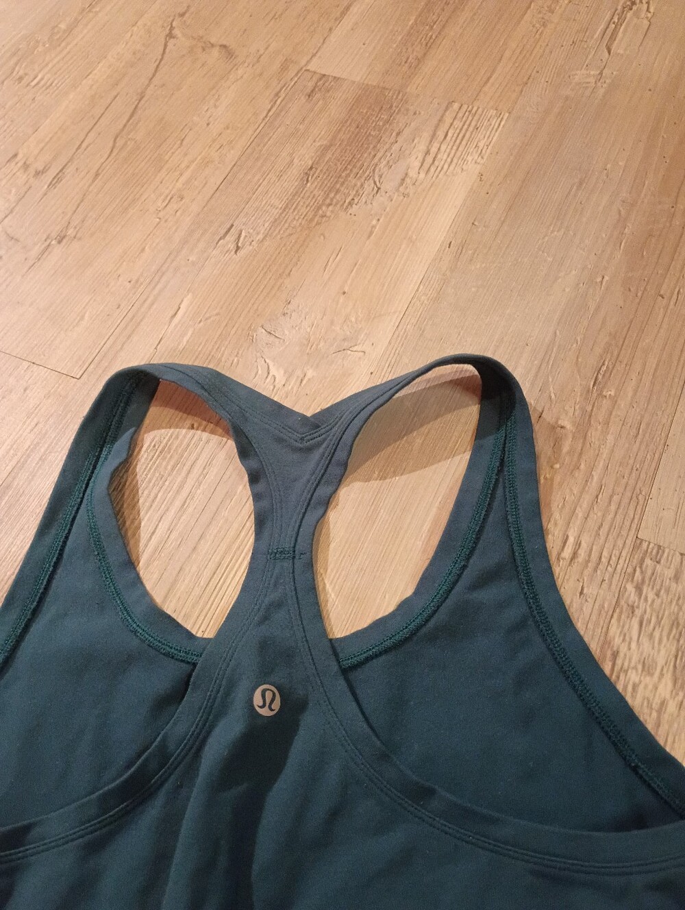 Lululemon - Picture 5 of 5